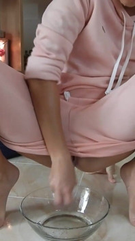 Do You Wanna See My Squirting on My Own Face?