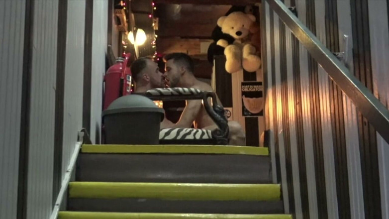 Recent amator bareback French porn: Straight Fucked Raw in Sauna by Kevin David