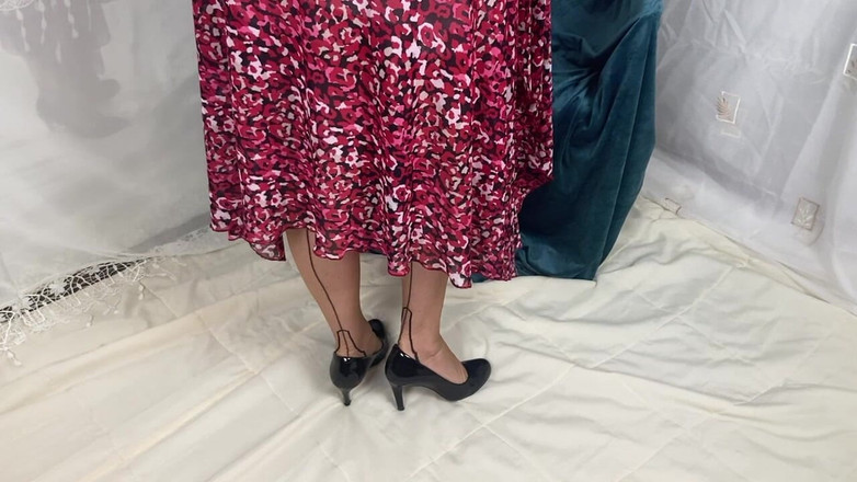 Aunty Sandra vintage girdle queen: 阿姨桑德拉为你脱衣服