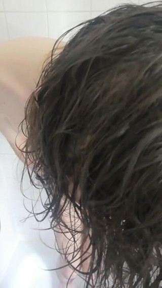 Theresa Si: Theresa Si ซิสซี่กาส์มในห้องอาบน้ำ