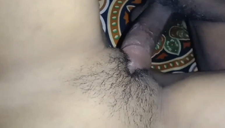 Boneshaker: Seks memek sempit cewek Bangladesh