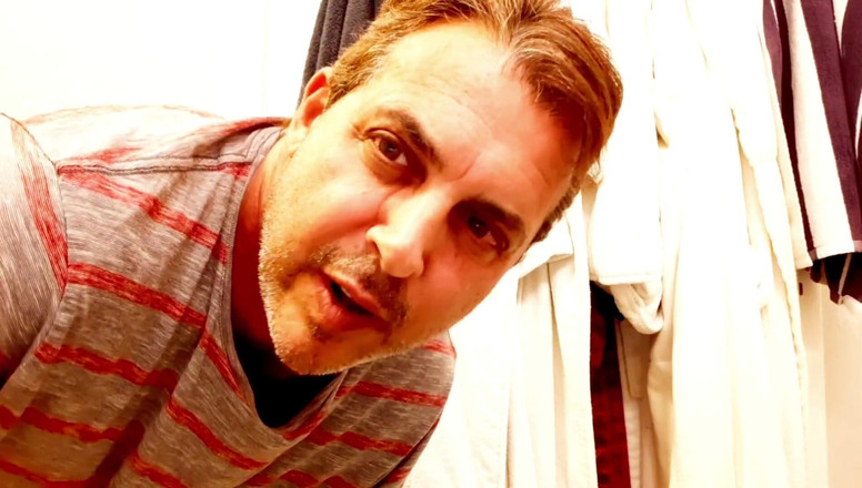 Cory Bernstein: Hete pov verbale papa-overheersing