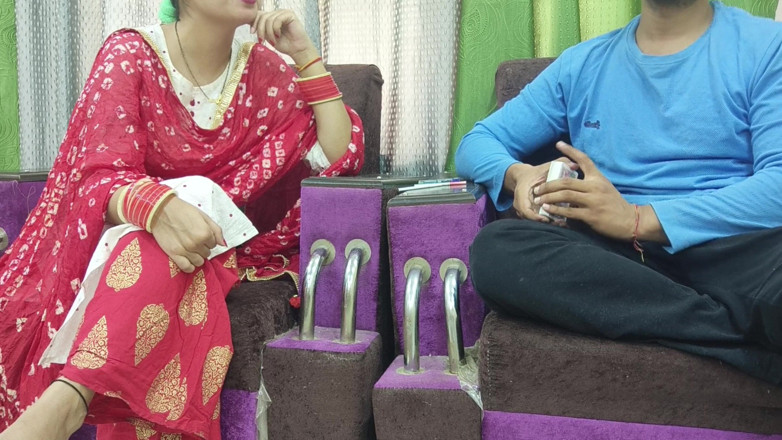 Hornycouple149: Adik tiri Bhabhi kehilangan pepeknya dalam permainan kad