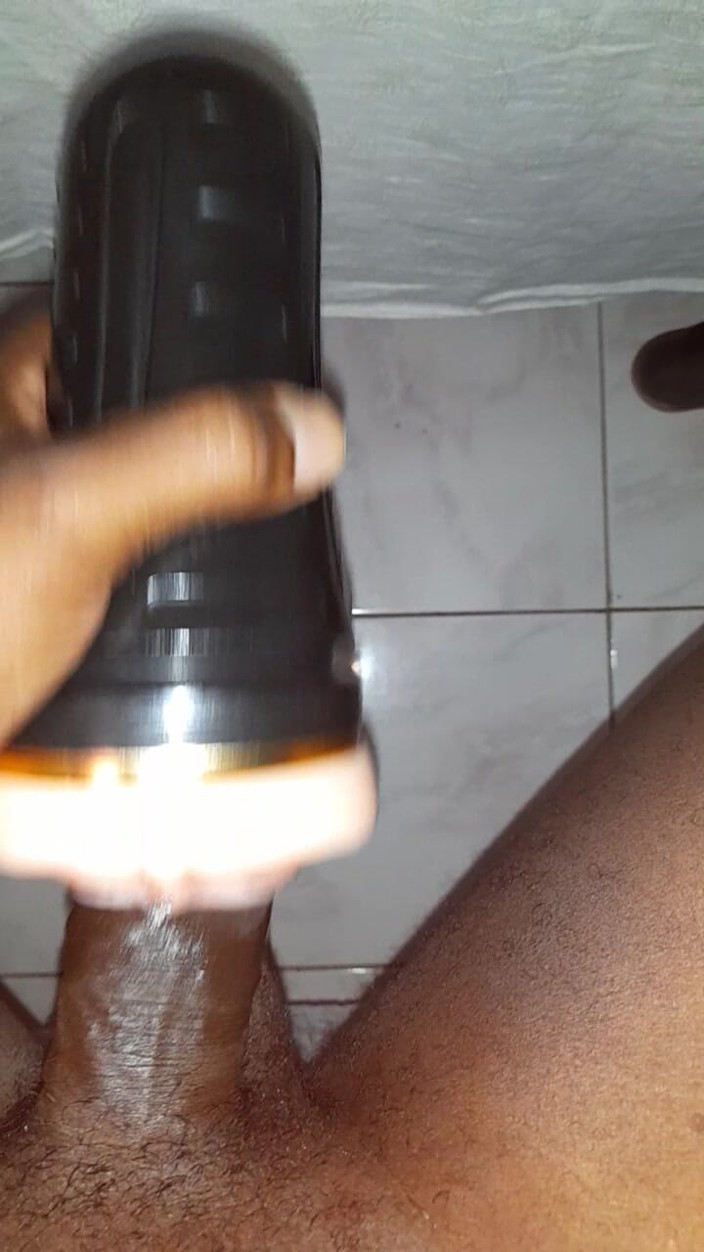 Islandvibes69: Jerking off S11 E6
