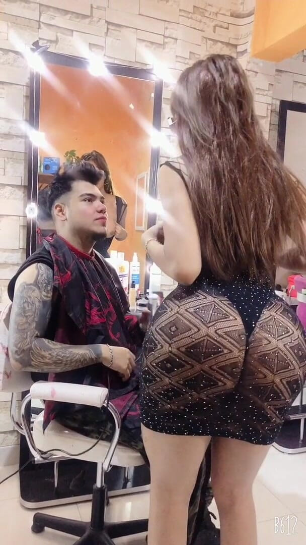 Barbietransxxxx: У мене є подруга, яка підстригла моє волосся, і ми насолоджуємося сексом пізніше