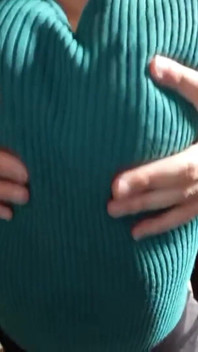 Edge Heat Surges as Married Rino Reveals Her Bold, Overwhelming Curvy Presence -scene.1