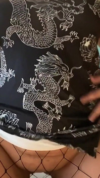 Một người hâm mộ đã cho tôi một món đồ chơi và làm cho tôi phun nước