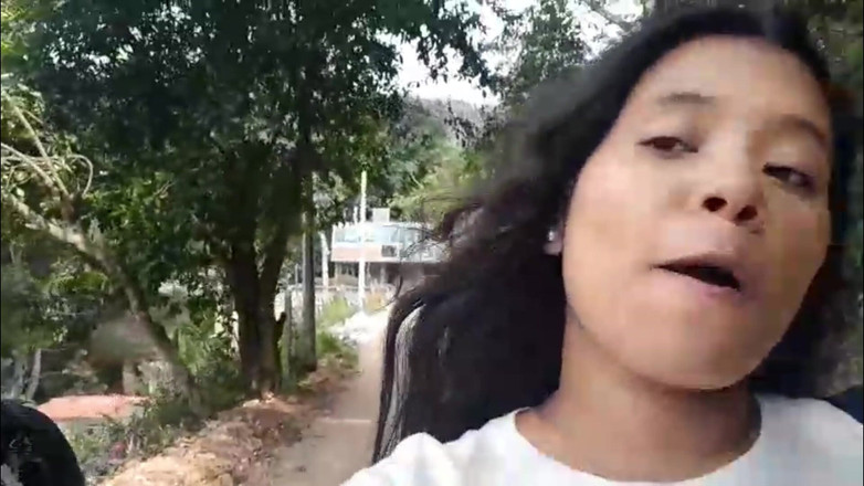 Leona AndJazzlin: Webcam seks cewek jalang yang bahagia