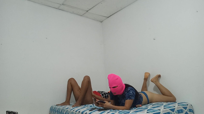 NEGRITA SEXY: Mi mejor amiga me habla de sus maridos y luego...