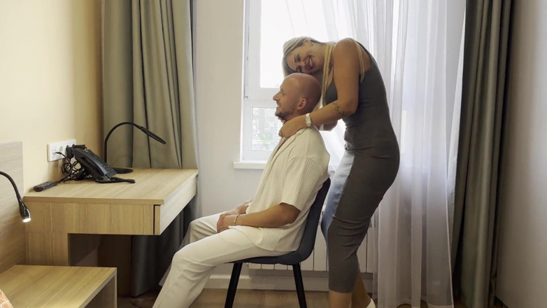 MurAmurr: I’ll Suck My Boss’s Dick to Make Him Forget About...