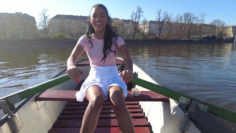 Watch4beauty: ในปรากริมแม่น้ํา