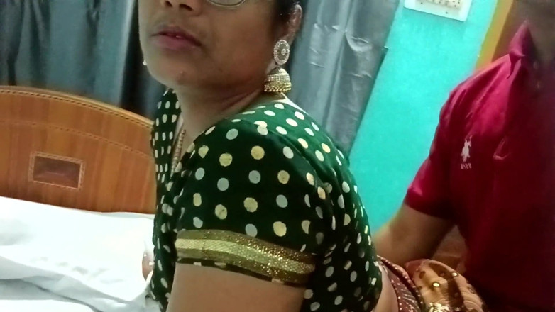 Hot N Sexy: Giáo sư đại học Ấn Độ dễ thương Nandini đụ kiểu chó với bạn...