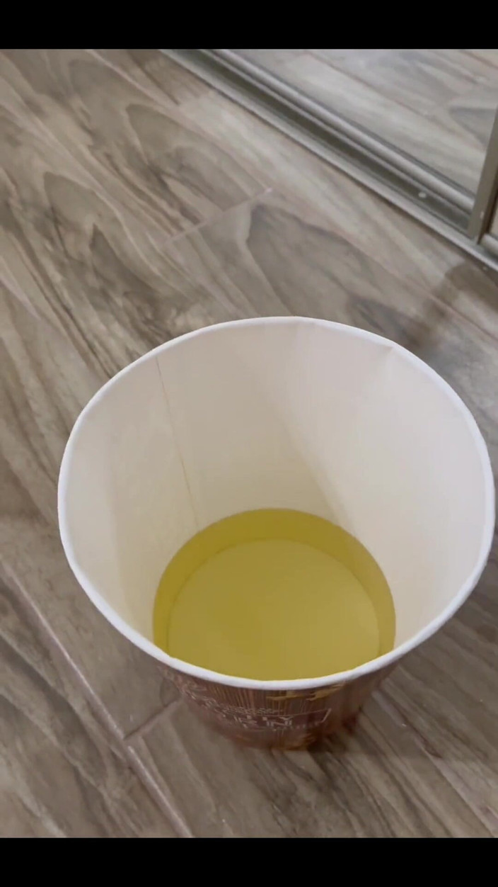 Tiffstreatsxoxo: 1 Video đi tiểu