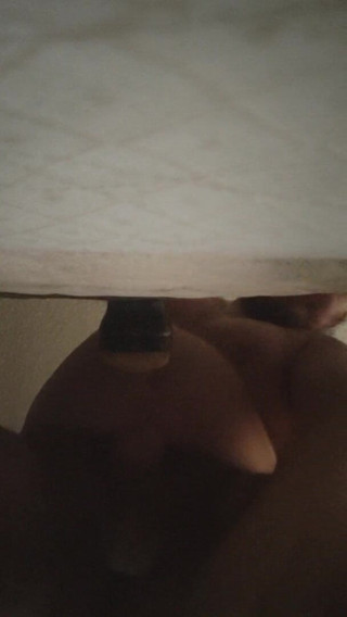 Shilo Bangz: Jilat dan ngentot memek saku.