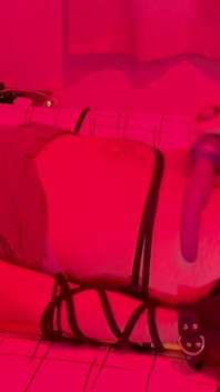 Séance complète de l’après-midi avec un esclave affamé de bondage