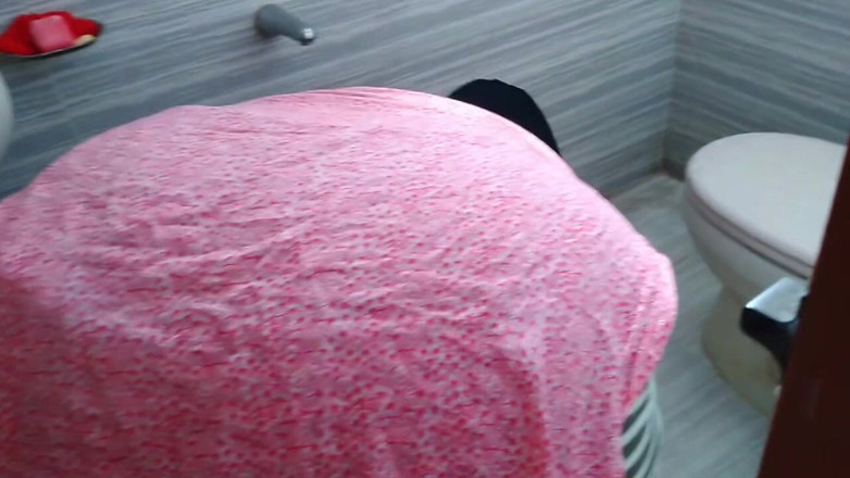 Aria Mia: Indische sexy schwiegermutter von stiefsohn gefickt, während sie kleidung im...