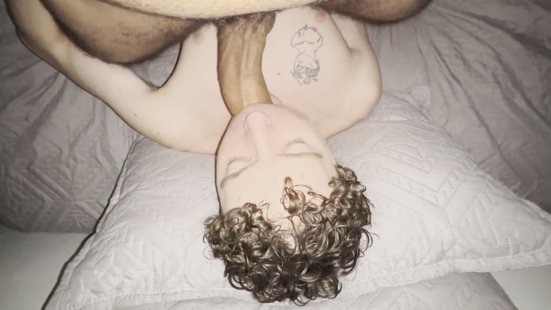 Nico Mucci: Papi geil stopt zijn pik in mijn mond
