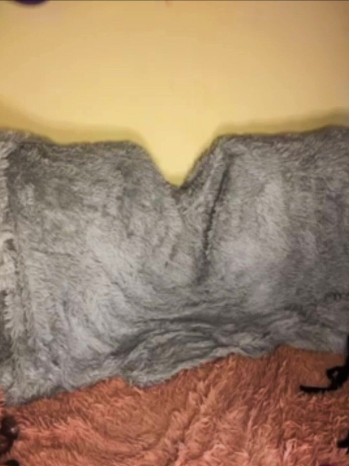 JuiceLussie: Muie extremă cu vibrator mare