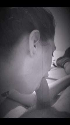 Hard & Rock cc: Peut-être que le ralenti t’aidera à voir ma langue sale