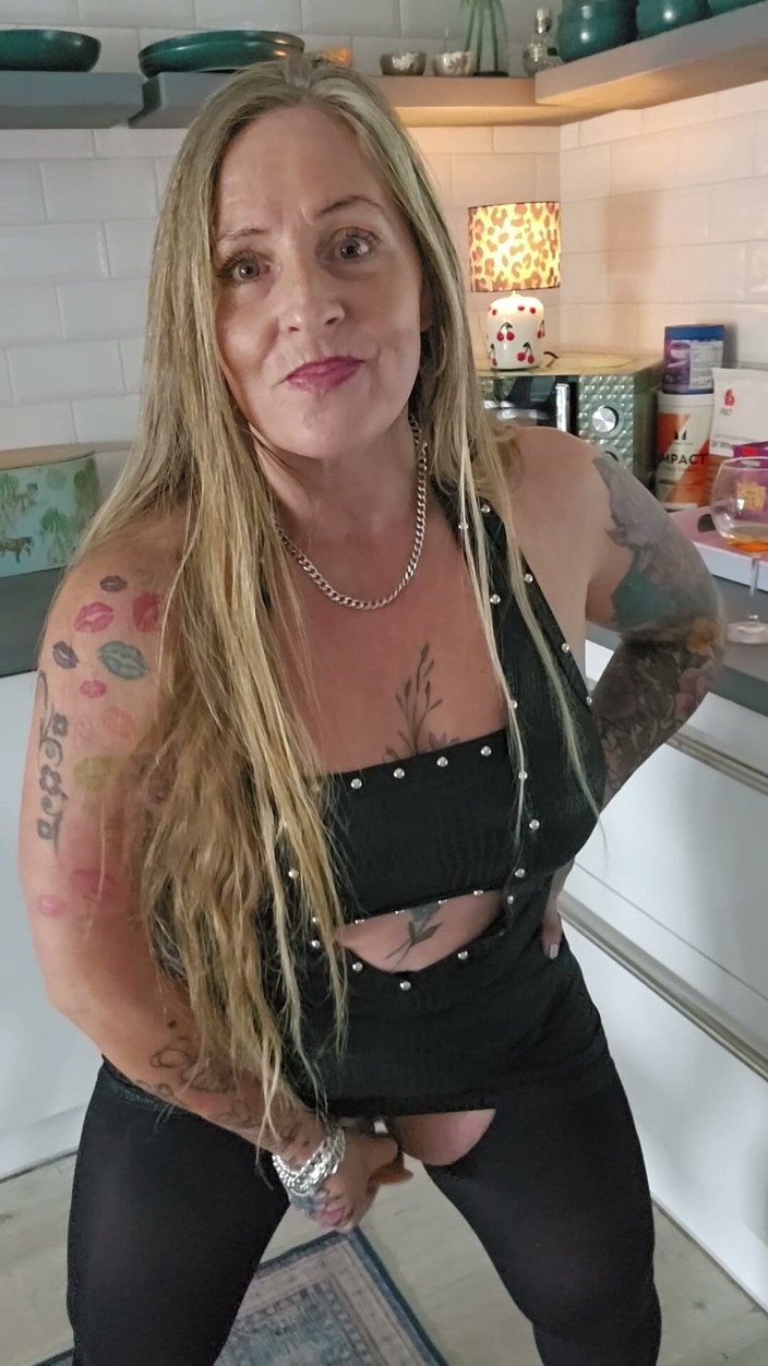 Kitty James: I Went to the Pub Dressed Like This