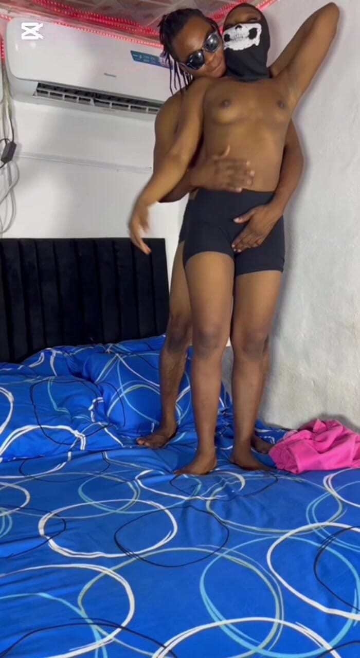 Africagirl: Jak miło jest być zerżnięta przez mojego najlepszego przyjaciela w...