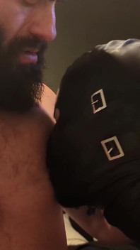 Pits & Nipple Worship. Stinky Pits