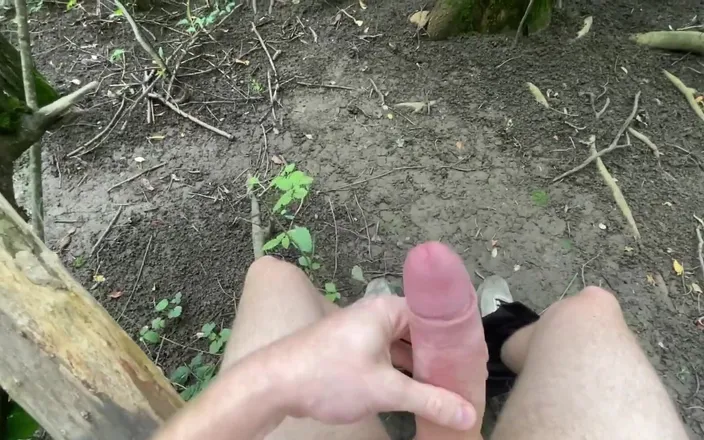 JohannWood: Imagine Be on Your Knee in Front of This Massive...