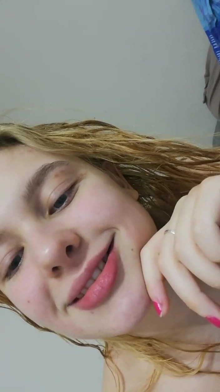 JuiceLussie: Melancap selepas mandi