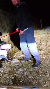 Ser um banheiro humano por um dia inteiro