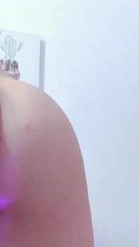 내 딜도처럼 의자에서 나를 따먹어