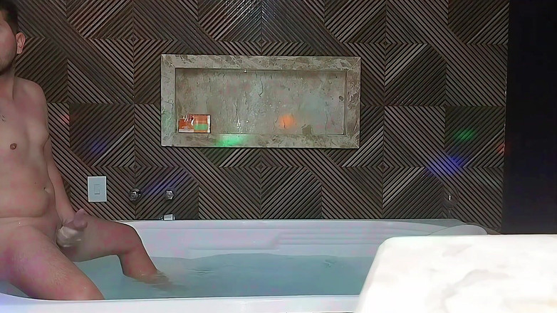 Marcosninfo: 我和我的朋友们在展览中为他们举办了一场派对。