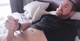 Dirty Talking Guy: Když máš sperma, musíš se udělat!