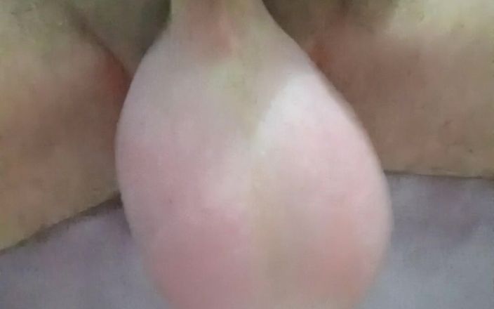 Lion big balls: Masturbation