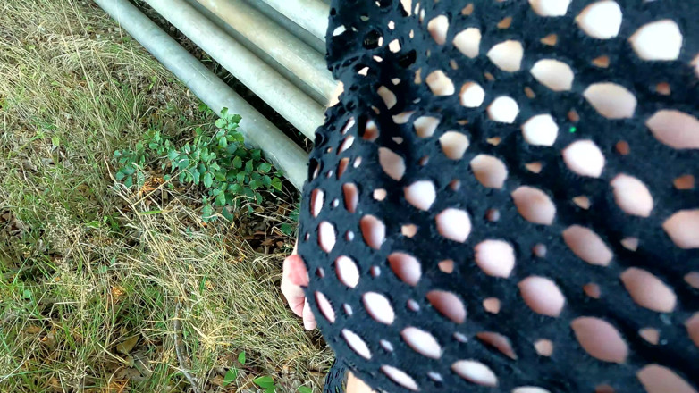 Bouncy Tits Action: Right Next to the Cornfield, Her Tits Beaten