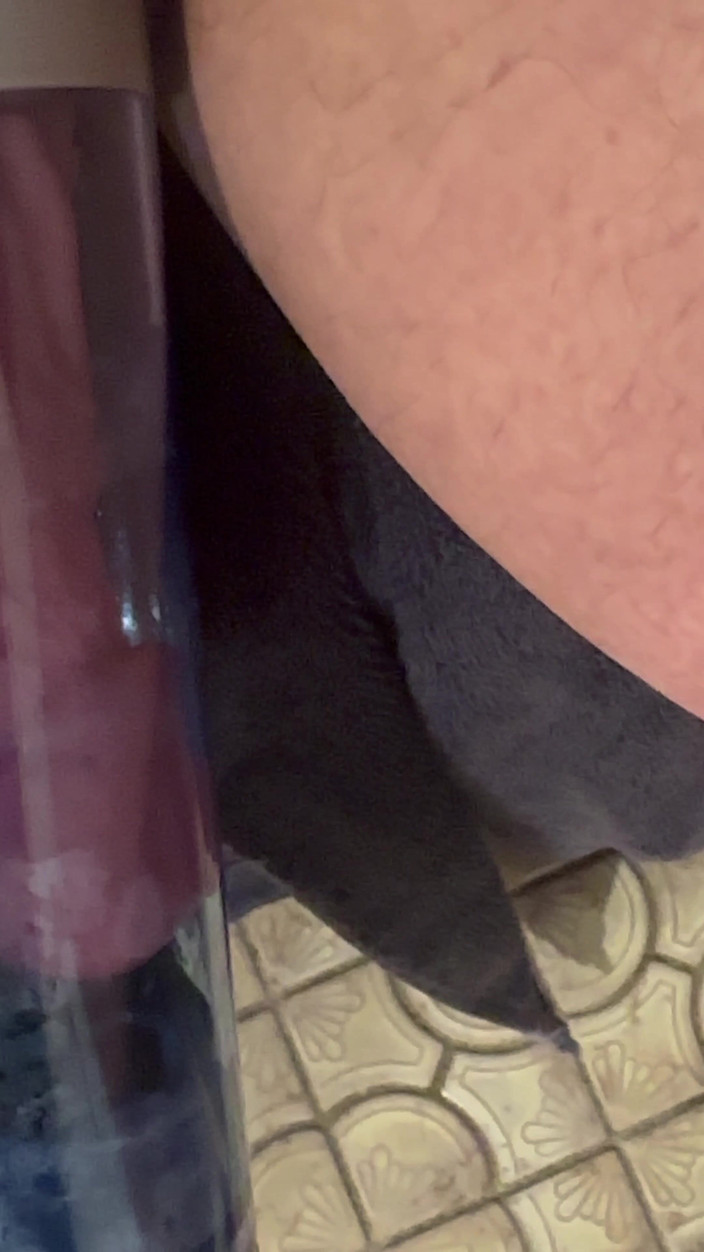 Smooth skin: Cock Play