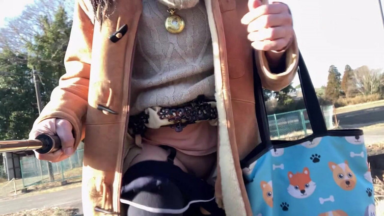 megu2002: 자기주교육 No95, 생리대와 탐폰 착용, 걷기 노출 2부