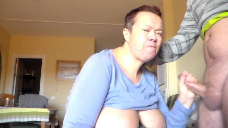 Sex hub couple: John šuká Jen do pusy svým tvrdým ptákem
