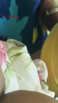 Istri india asli lagi asik fingering memeknya sampai mengerang keenakan