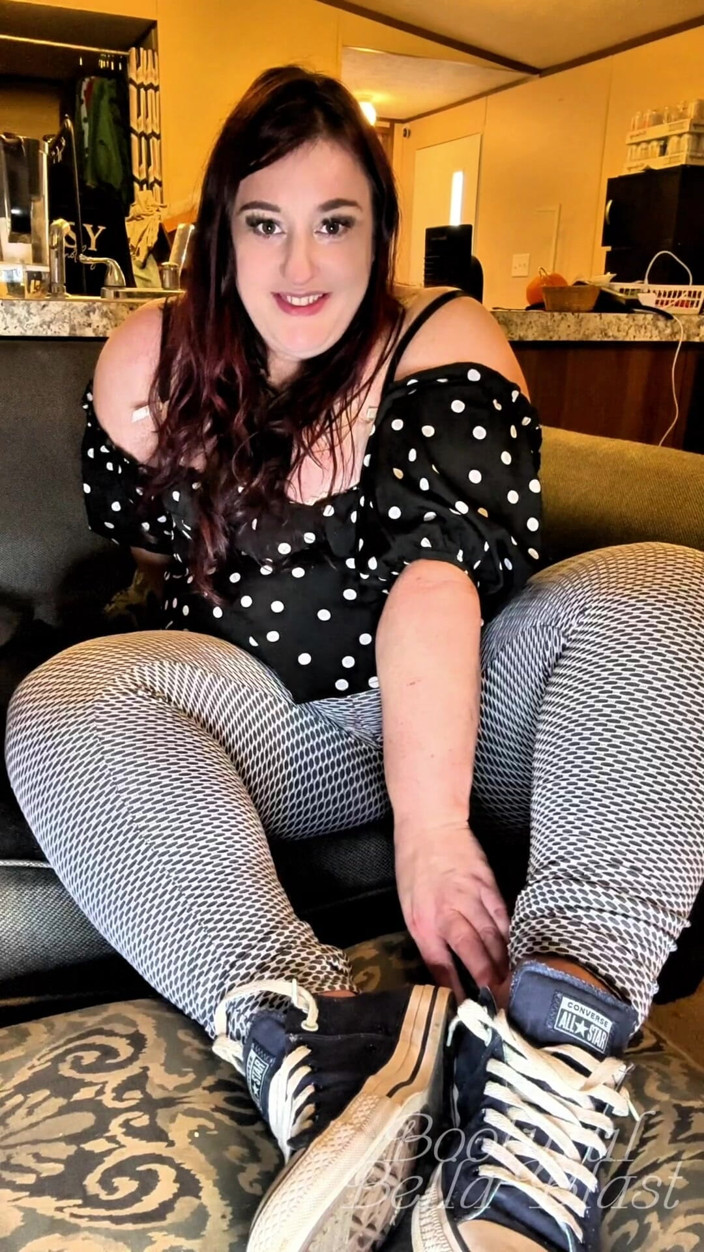 BellaBlast: Neighbors Reward: Stinky Feet Fantasy
