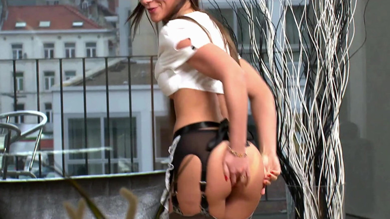 Romance with Love Fuck Party: BBC Zerstört Heiße Zimmermädchen Und Blondine in Rohen Hardcore-szenen