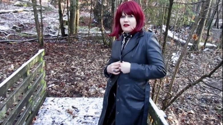 Sturmi666: O gospodină bună antrenată ca hobby dependent de sex