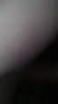 Ho scopato mia moglie alla pecorina così forte che ho pensato che sarebbe venuto il fumo dalla vagina