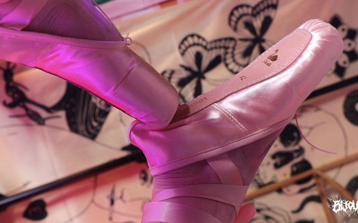Bijoux: Stomped by Ballet Slippers