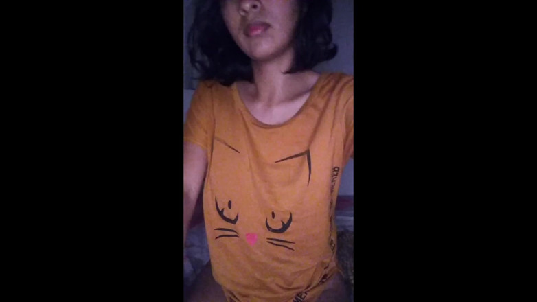 Indian Senu: Une Desi Indienne Se Touche Les Seins Et Montre Sa...