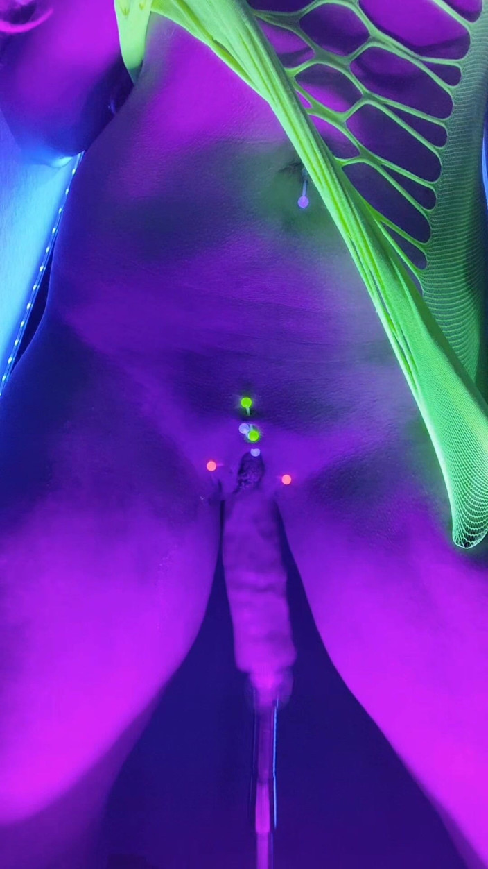EdgesOfReality: Fuck Machine Solo