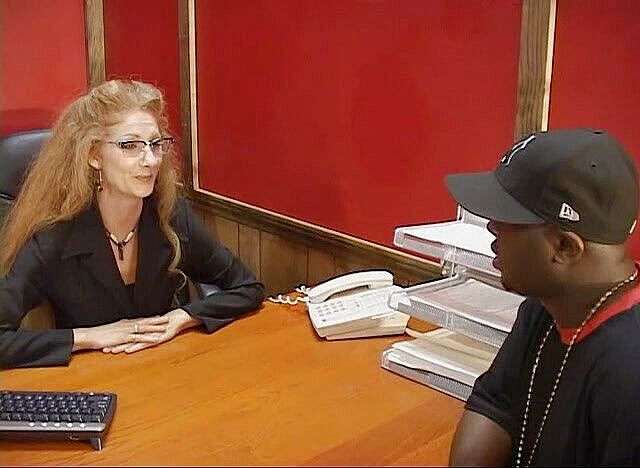 Milf X: Черный и анал!