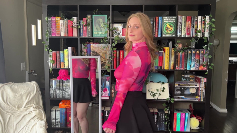 Nerdy Nympho: [4k] पारदर्शी गुलाबी टॉप दौड़ने की कोशिश करें