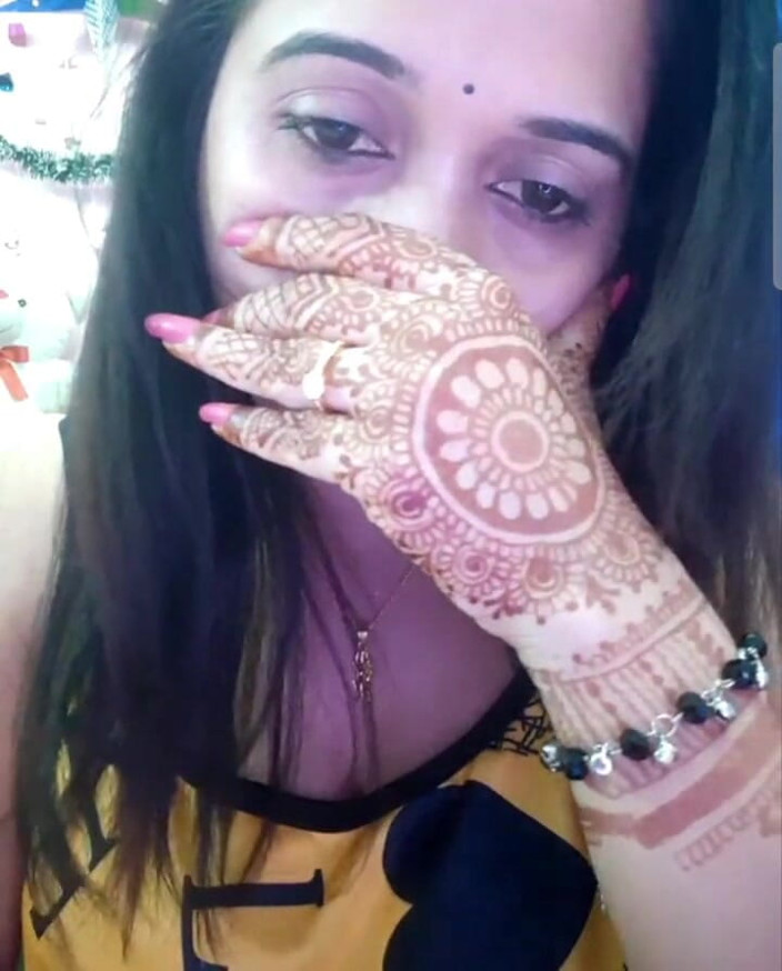 Kanchan devi: Smart Bhabi Hard Pussy Pumping on Video Call