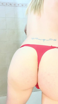 Spielen im Badezimmer