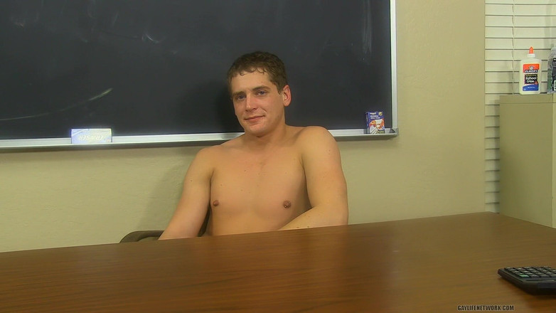 Teach Twinks: Max houdt ervan om twinks te leren